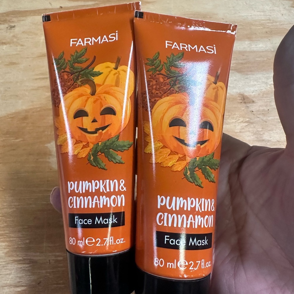 Farmasi Pumpkin Cinnamon face mask - Picture 2 of 6